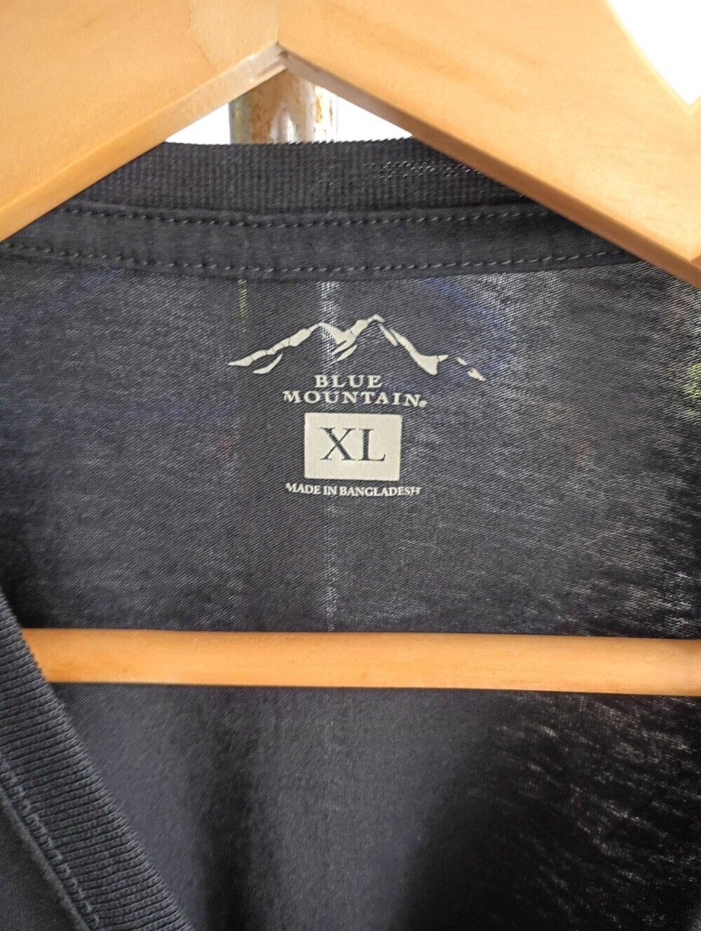 Blue Mountain Longsleeve Black T-shirt Size XL NWOT - Picture 2 of 4